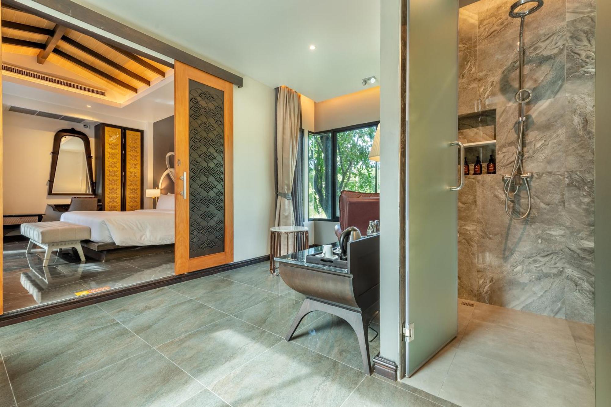 Phukalini Luxury Pool Villa & Onsen HHQ Exteriör bild