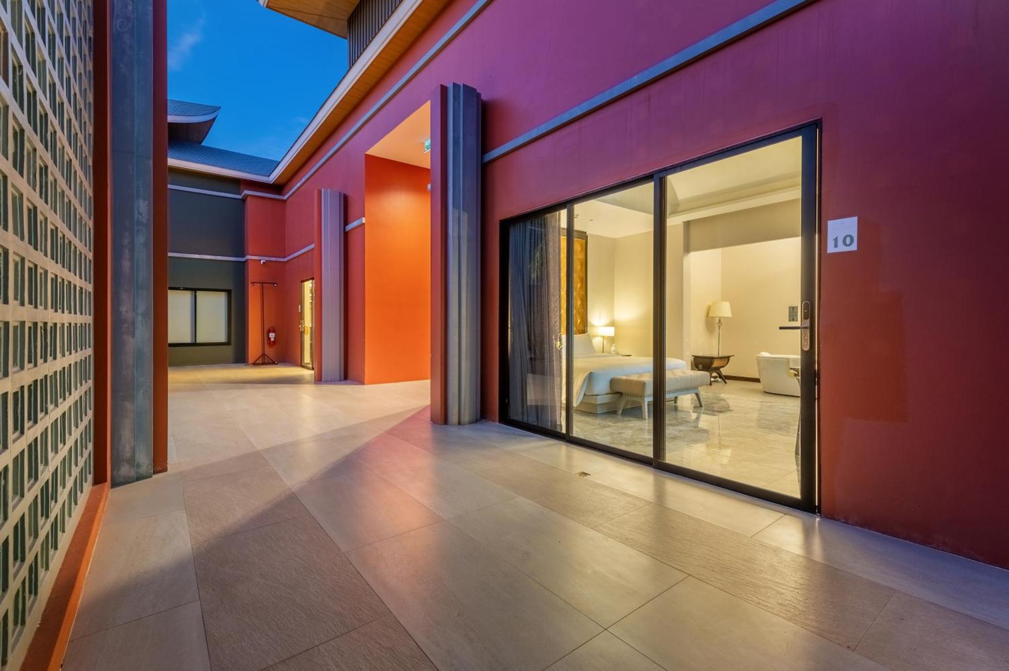 Phukalini Luxury Pool Villa & Onsen HHQ Exteriör bild