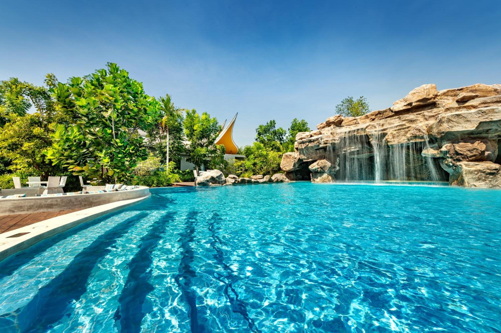 Phukalini Luxury Pool Villa & Onsen HHQ Exteriör bild