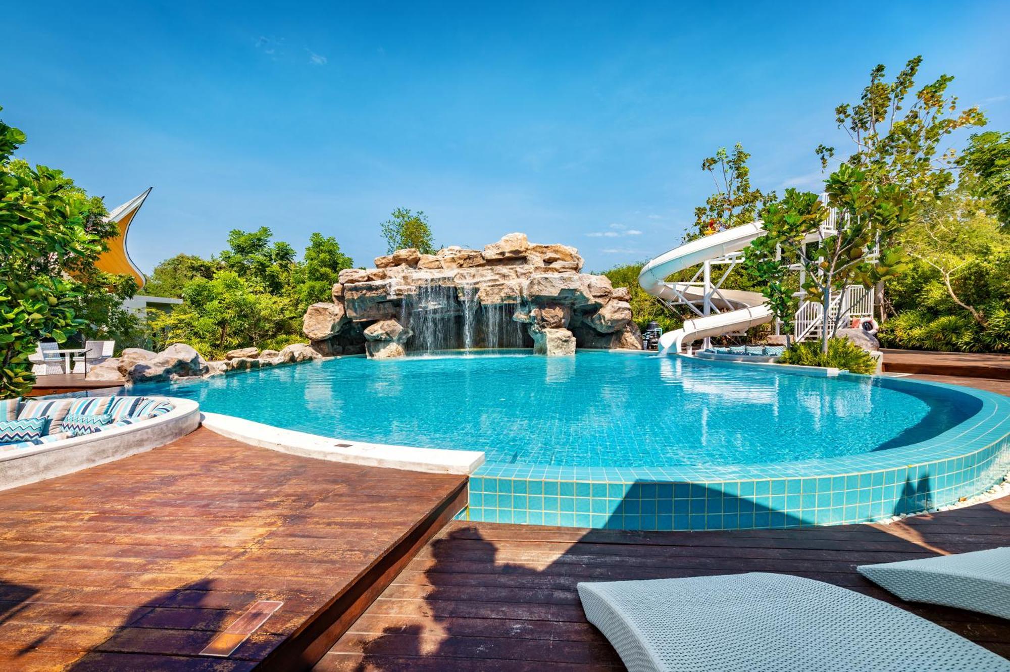 Phukalini Luxury Pool Villa & Onsen HHQ Exteriör bild